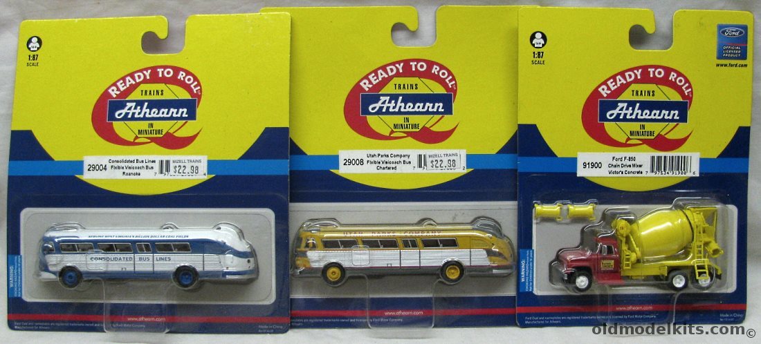 Athearn HO Athearn HO Scale  Utah Parks Company Flxible Visicoach Bus / Consolidated Bus Line  Flxible Visicoach Bus / Ford F-850 Chain Drive Mixer Cement Truck plastic model kit